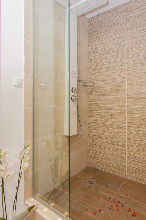 Central Luxury Lofts خانيا المظهر الخارجي الصورة
